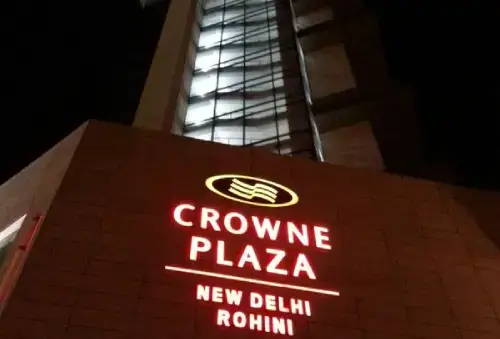 Russian Call Girls In Rohini Crowne Plaza